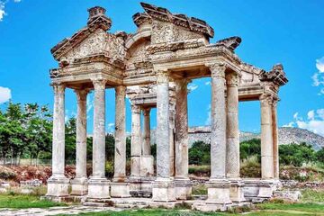 Kusadasi - Aphrodisias, Pamukkale, Hierapolis