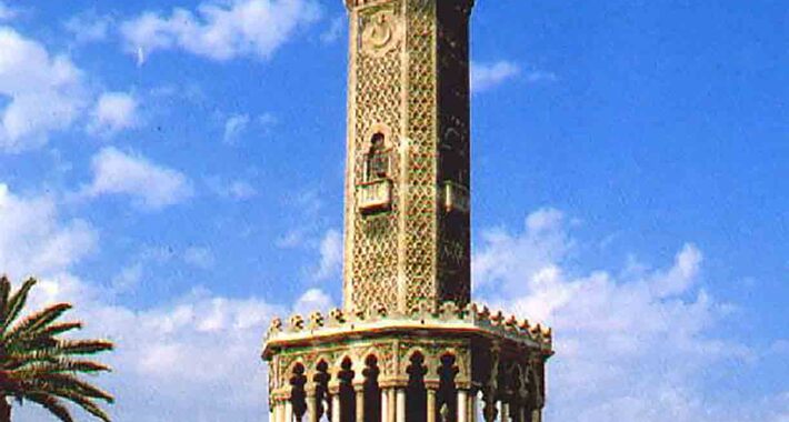 Obiective turistice Izmir, Saat Kulesi