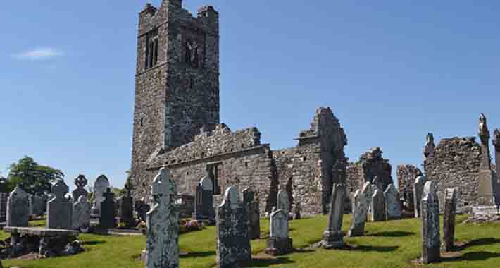 Obiective turistice Drogheda, Hill of Slane