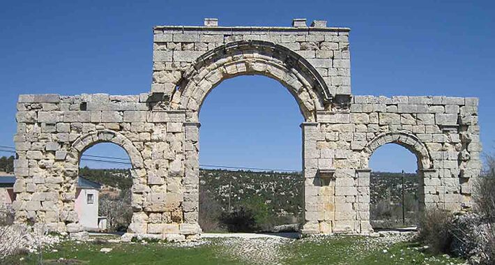 Obiective turistice Silifke, Poarta din Silifke