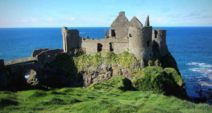 Obiective turistice Bushmills, Dunluce Castle