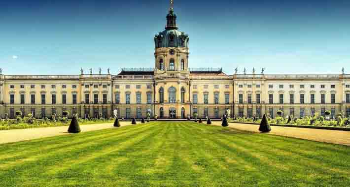 Obiective turistice Berlin, Palatul Charlottenburg