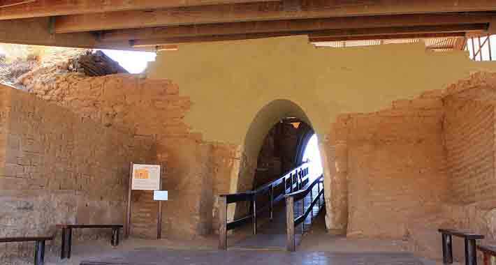 Obiective turistice Ashkelon, Cea mai veche poarta cu arc