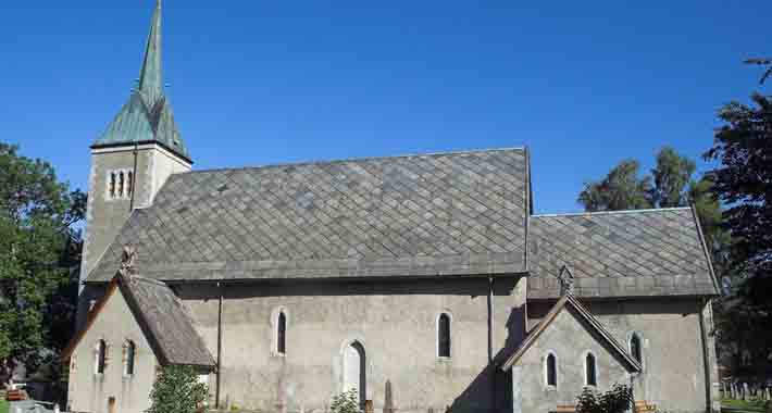 Obiective turistice Sorfjorden, Biserica Ullensvang