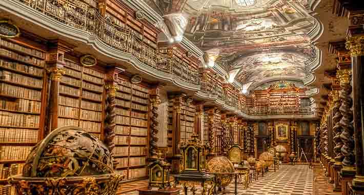 Obiective turistice Praga, Clementinul si Biblioteca Nationala