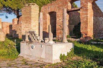 Ostia - Fontana a Lucerna