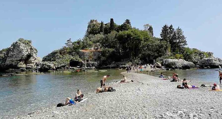 Obiective turistice Taormina, ​Insula Bella