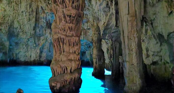 Obiective turistice Positano, Grotta dello Smeraldo
