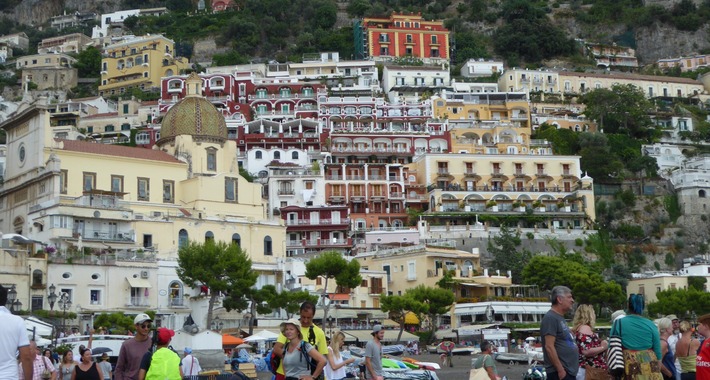 Obiective turistice Positano, Via Positanesi d'America