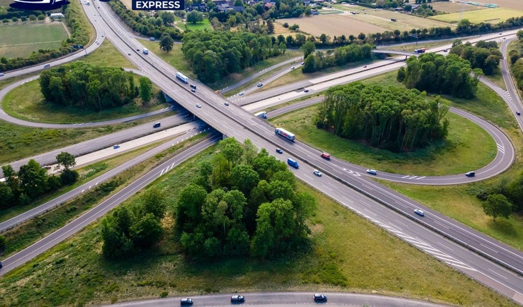 Vignete și sisteme de taxare electronică pentru vehiculele grele de marfă (HGV) din Europa
